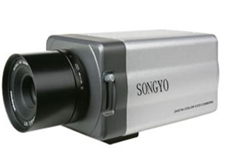 星光級彩色低照度槍型攝像機 深圳華日興科技領(lǐng)航監(jiān)控系統(tǒng)新紀(jì)元